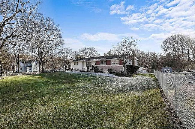 Photo of 105 S Chapel Hill Rd, Lloyd, NY