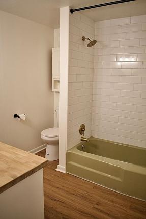 Additional photo 4 of property located at 328 S Collingwood St