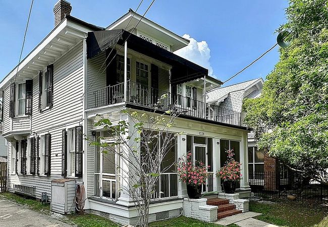 Preview of property located at 1228 Pine St