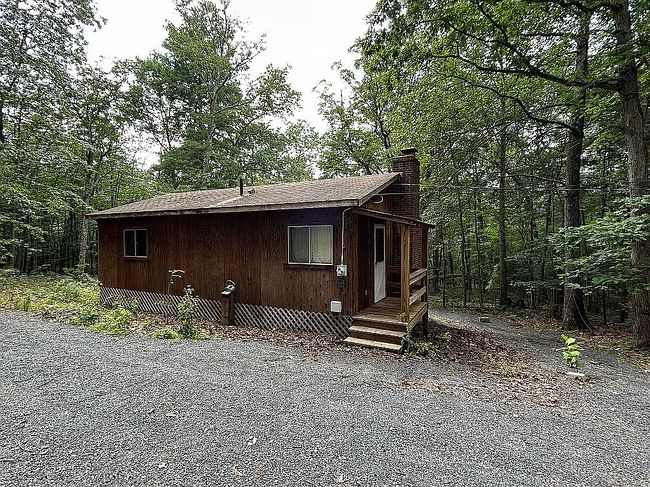 Photo of 974 Sundance Retreat Ln, New Market, VA