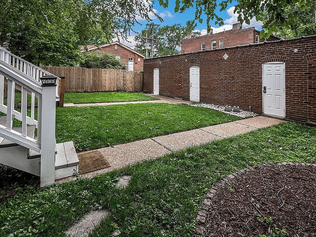Photo of 2635 S Kingshighway Blvd, Saint Louis, MO