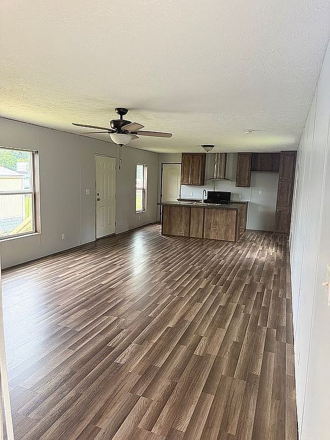 Photo of 421 Stone Way