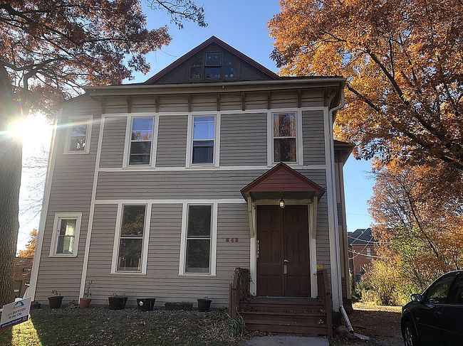 Image of 648 19th St