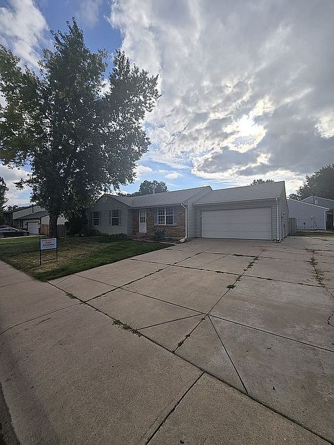 Additional photo 2 of property located at 3113 Colony Dr