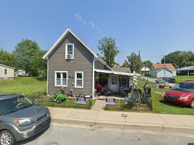 Image of 620 W Jackson St