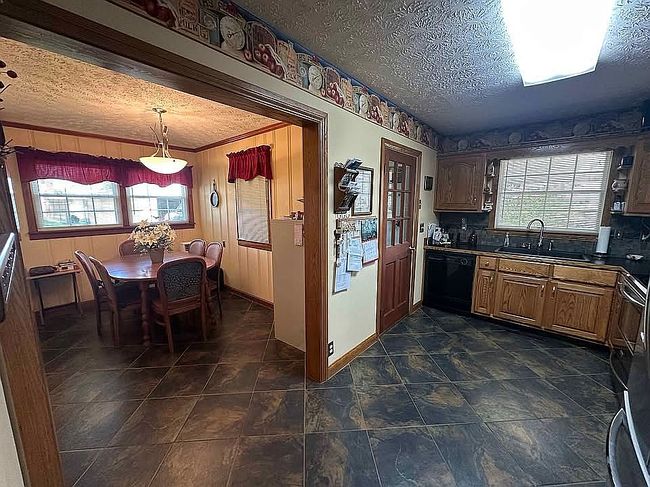 Photo of 409 W Main St, Burgin, KY