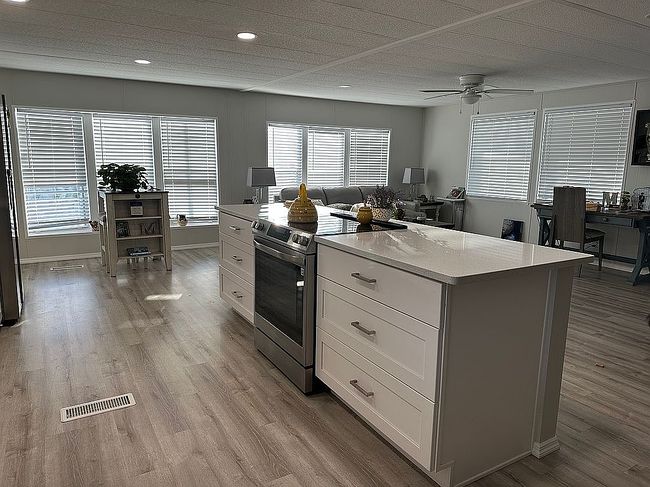 Photo of 485 Flamingo Ln, Ellenton, FL
