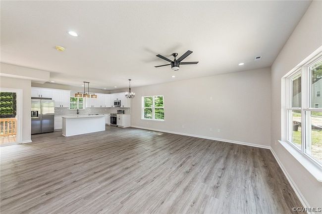 Additional photo 3 of property located at 307 Highgate Dr