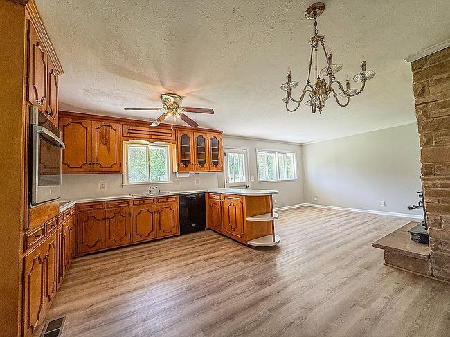 Photo of 540 4th Ave S, Baxter, TN