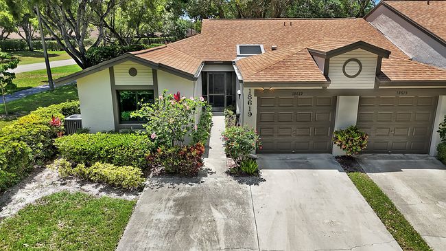 Image of 18619 Breezy Palm Way