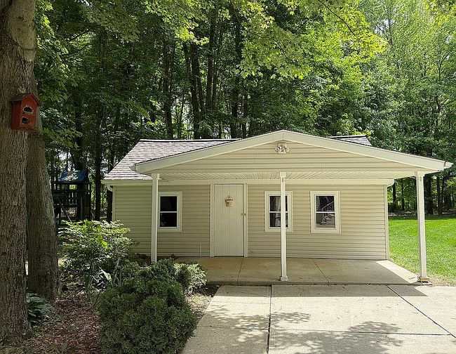 Image of 11008 Riverwood Dr