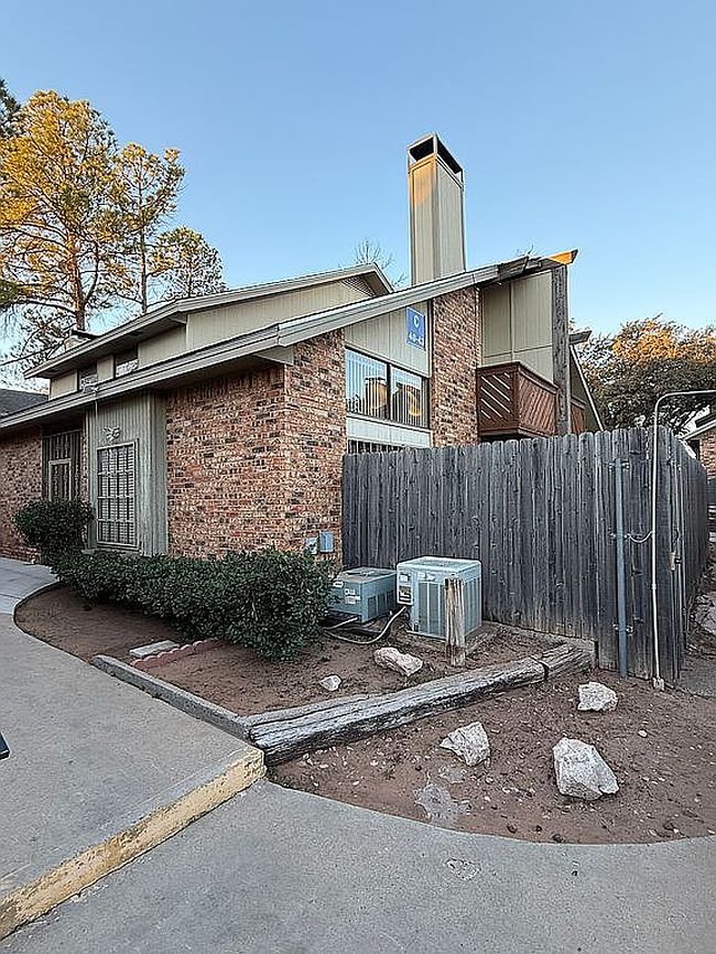 Photo of 1475 Brittany Ln Apt 42, Odessa, TX