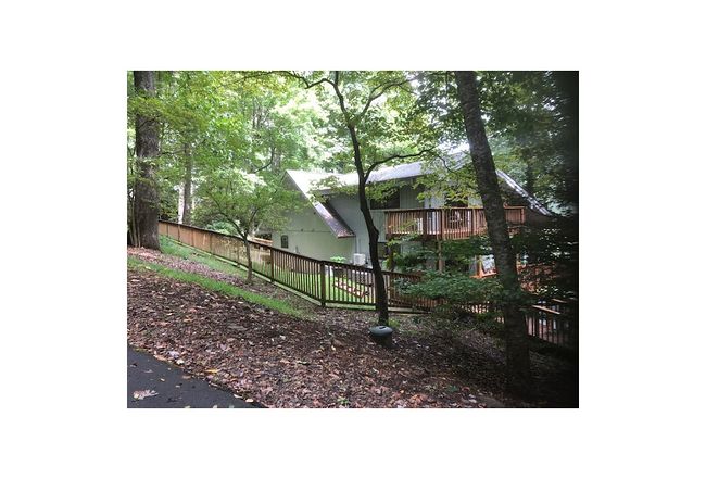 Additional photo 2 of property located at 357 Fairway Loop