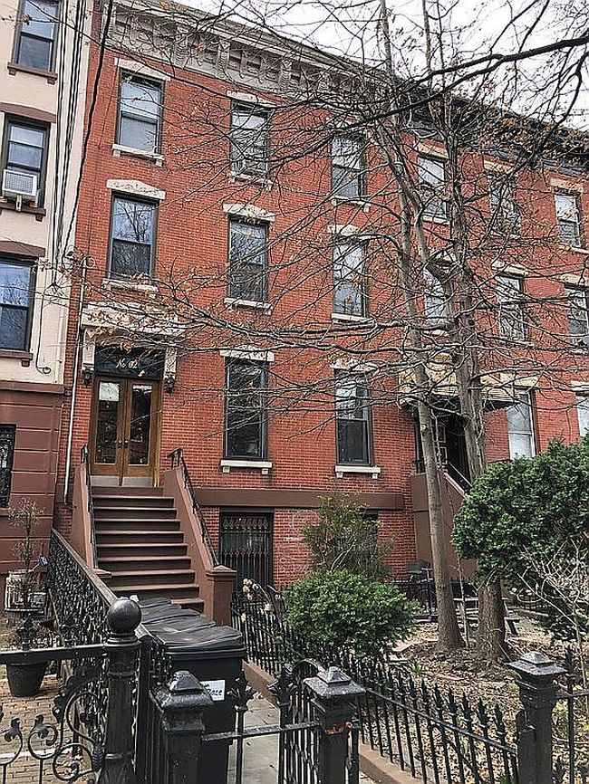 Image of 62 4th Pl