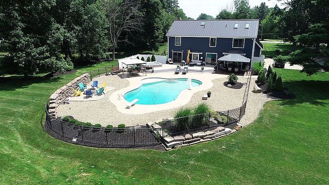 Photo of 288 S Munroe Rd, Tallmadge, OH