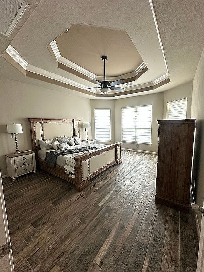 Photo of 9735 Clear Diamond Dr, Rosharon, TX