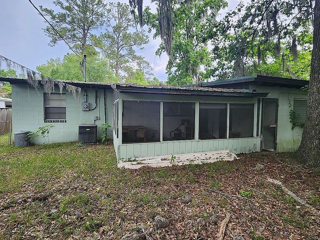 Image of 610 Pinewood Dr
