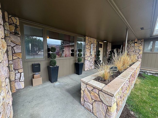 Image of 3713 Bellecrest Dr