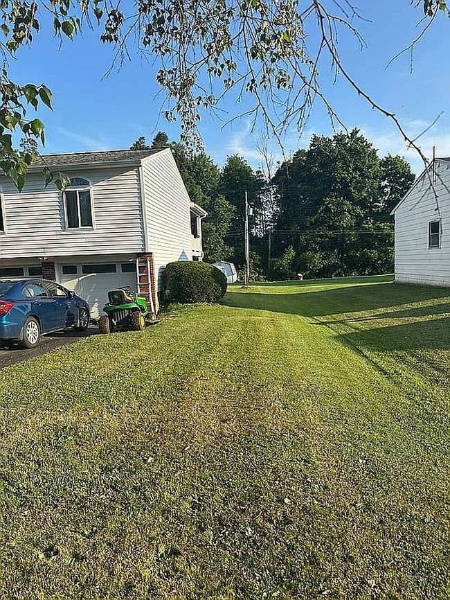 Photo of 12850 Raymond Dr, Meadville, PA