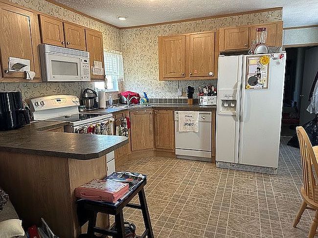 Photo of 47 Lively Ln, Candler, NC