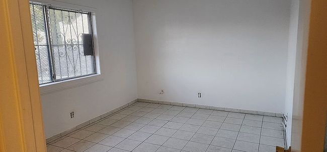 Photo of 4459 La Cresta Way Apt 3, Stockton, CA