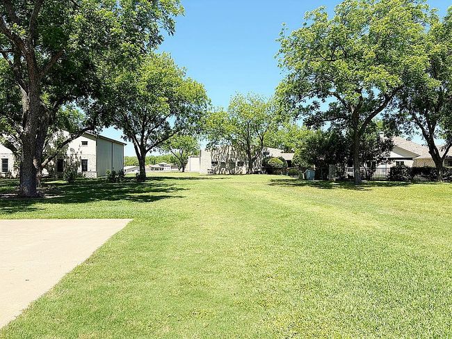 Image of 9604 Air Park Dr