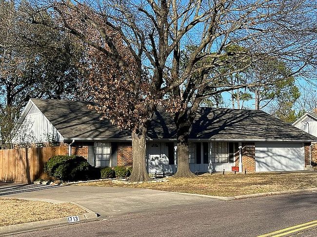 Photo of 1709 W Mcgee St, Sherman, TX
