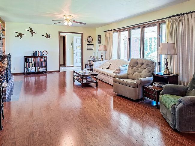 Photo of 14785 N Orleans Trl, Stockton, MO