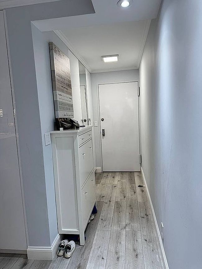 Additional photo 3 of property located at 2650 Ocean Pkwy Apt 1C