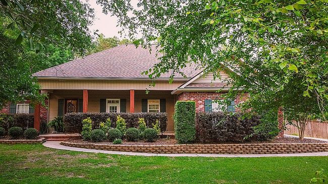 Image of 16 Winding Brook Dr