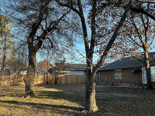 Photo of 1709 W Mcgee St, Sherman, TX