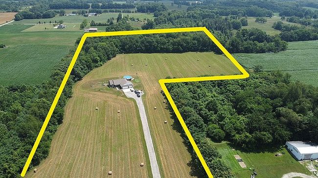 Photo of 4168 Sycamore Rd, Walkerton, IN