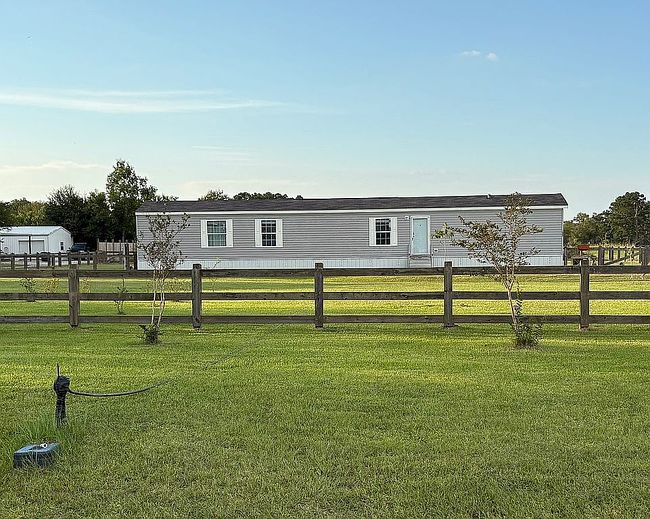 Photo of 7084 River Rd