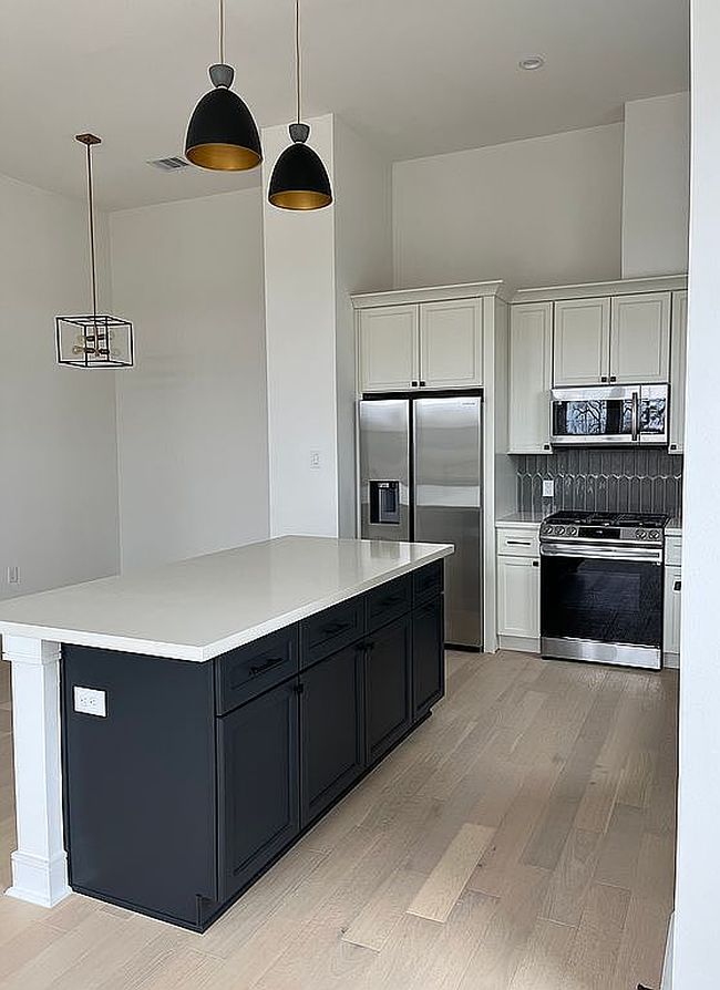 Additional photo 2 of property located at 4510 Old Yale St #A