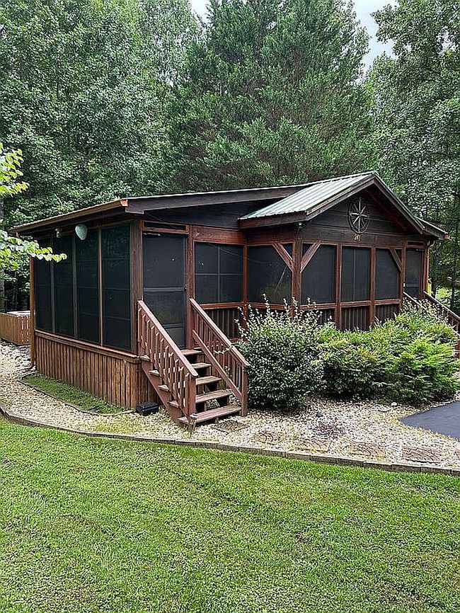 Photo of 241 Frontier Way