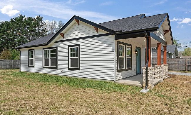 Photo of 2422 Seymour Ave, Knoxville, TN