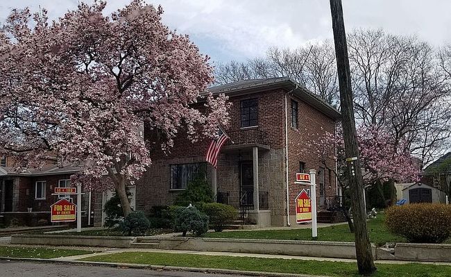 15718 26th Ave, Flushing, NY