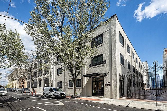 Photo of 518 Gregory Ave #B407