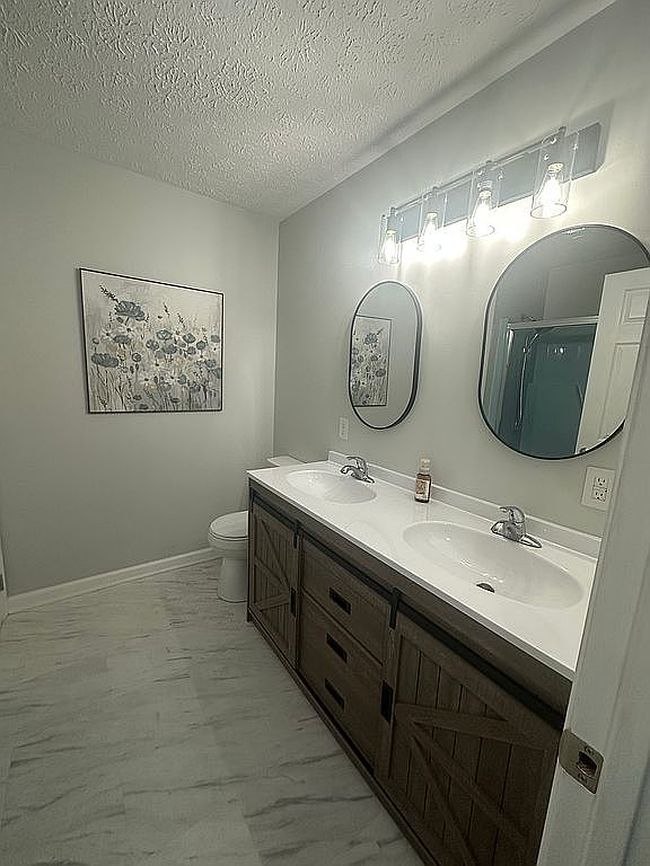 Photo of 123 Clearwater Ln, Galax, VA