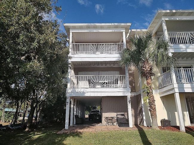 Image of 5833 N Lagoon Dr #A
