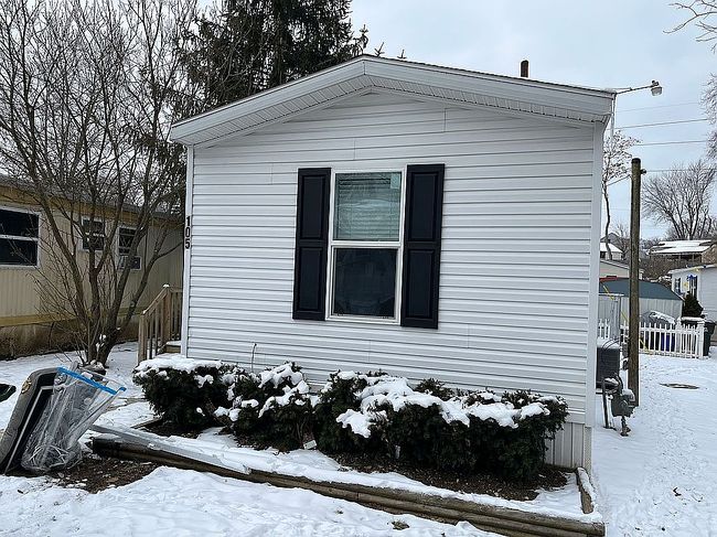 Image of 105 Blackberry Rd