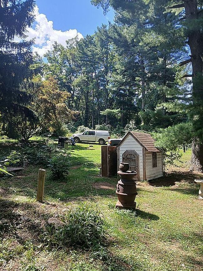 Photo of 2035 Garden Station Rd, Avondale, PA