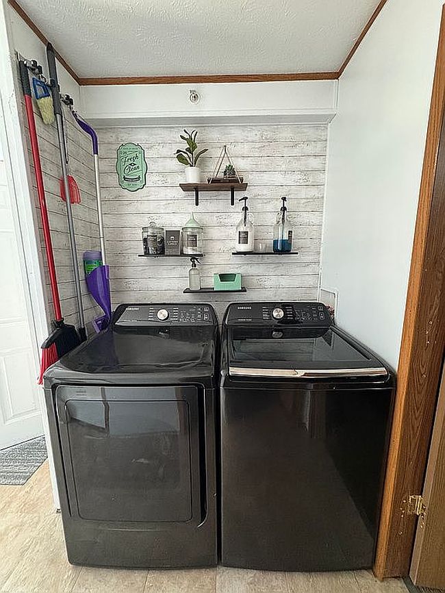 Photo of 8800 S Harlem Ave Trailer 1908, Bridgeview, IL