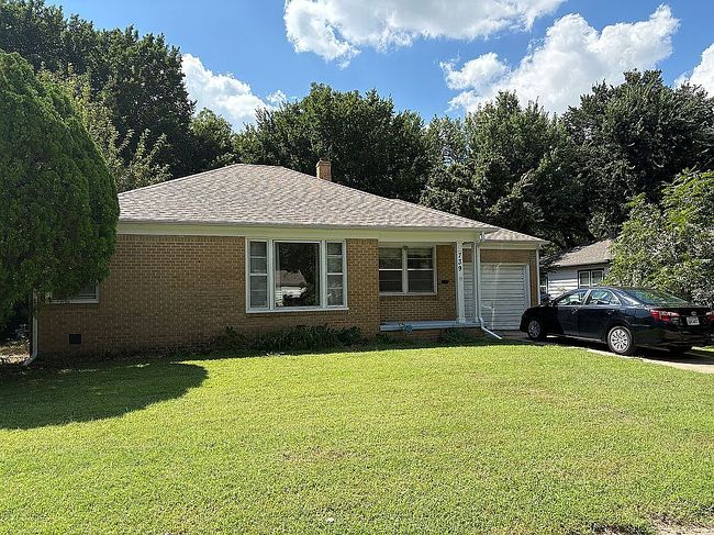 Additional photo 2 of property located at 739 S Dellrose Ave