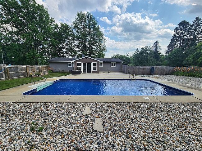 Photo of 3660 Groveland Rd, Ortonville, MI