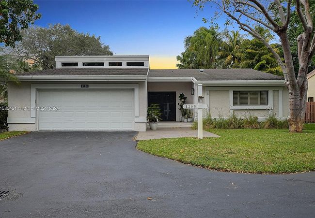 Additional photo 1 of property located at 9205 Sw 78th Ct