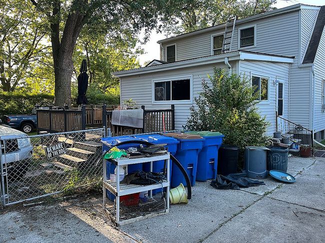 Photo of 8045 Studebaker Ave