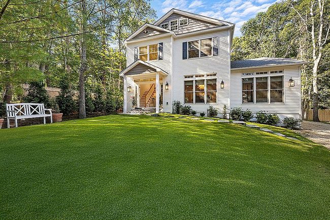Photo of 612 Stephen Hands Path, East Hampton, NY