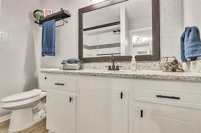 Image of 2206 Roman Forest Blvd