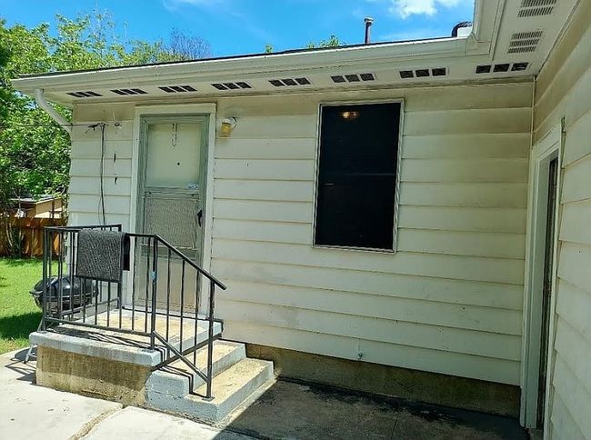 Photo of 105 E Voelter Ave, Killeen, TX